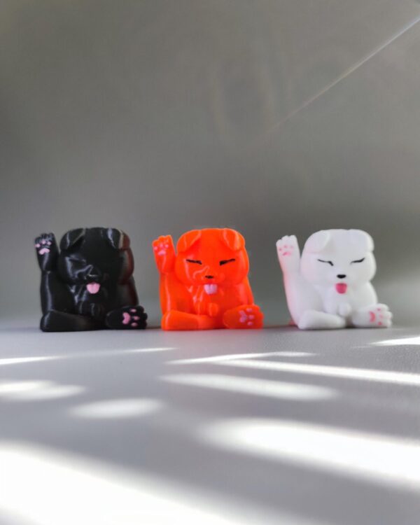 Фигурка Кот с яйцами